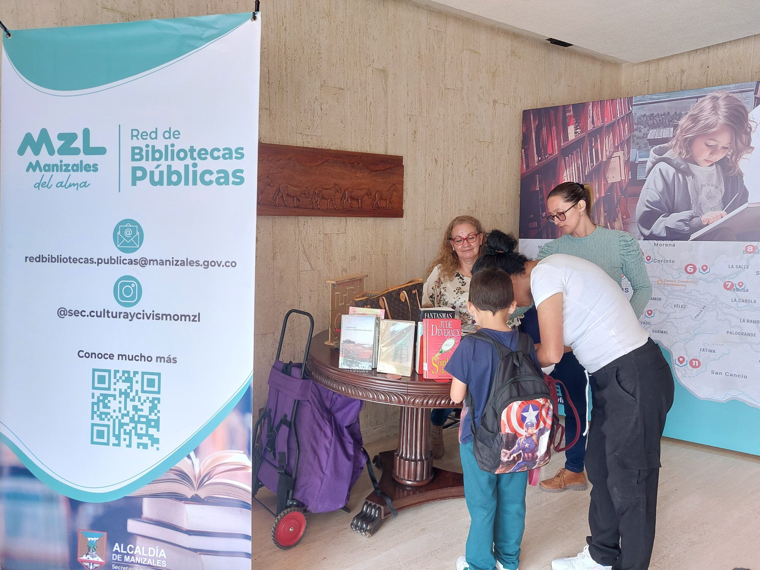 The Public Library arrives at the Mayor’s Office facilities to inspire progress through books