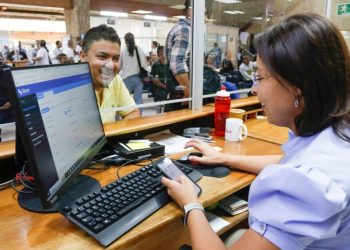 Punto móvil de recaudo llega a la vereda San Peregrino con descuentos tributarios