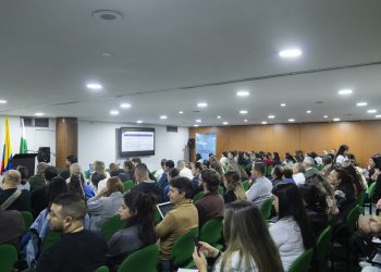 ¡Cuidado con los vapeadores! Expertos en salud advirtieron sobre riesgos físicos y mentales del vapeo en niños y jóvenes
