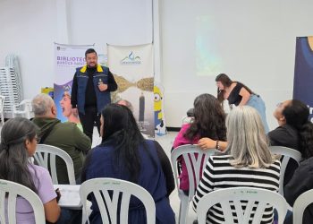 La Unidad de Gestión del Riesgo capacita a líderes de la comuna La Fuente en prevención y alertas tempranas