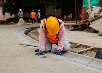 Infraestructura que transforma: obras públicas que impulsan el empleo y la economía en Manizales
