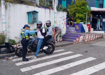 Pedagogía, control y escucha ciudadana: estrategia que fortalece la seguridad vial en diferentes sectores de Manizales