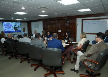 Alcaldía de Manizales presentó al sector bancario la destinación del empréstito para la recuperación de la ciudad