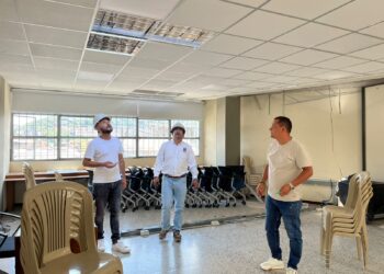 Alcaldía de Manizales avanza en inspecciones estructurales de instituciones educativas para garantizar un regreso seguro a clases
