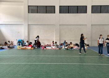 El Coliseo Menor se convierte en el segundo albergue para familias afectadas por la emergencia