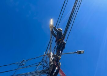 INVAMA redobla esfuerzos para mantener iluminada a Manizales