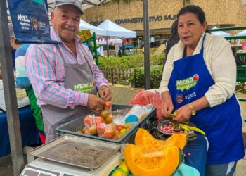 Gobierno en la Calle Campesino regresa para apoyar la reactivación del campo manizaleño tras el sismo