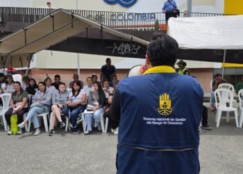 Alcaldía de Manizales y UGR trabajan en el censo de damnificados, a la espera de la llegada del primer paquete de ayudas nacionales