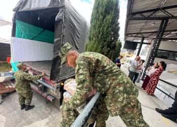 Santa Marta extiende la mano a Manizales: llegaron 10 toneladas de ayudas humanitarias para familias afectadas por el sismo
