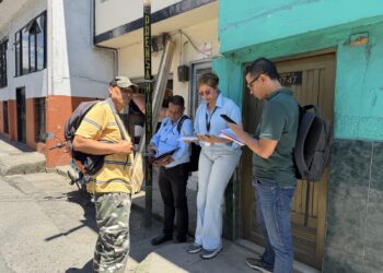 Más acompañamiento a las familias damnificadas de la comuna La Macarena