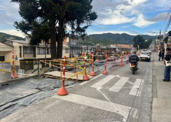 Cieres viales por obras de mejoramiento en el Paseo La Sultana