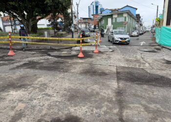 Atención a movilidad por obras en la carpeta asfáltica de los sectores Cristo Rey y Hospital Infantil Rafael Henao