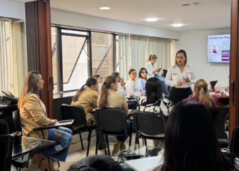 Sensibilización y prevención: Alcaldía de Manizales lleva las rutas contra las violencias de género a los espacios laborales 