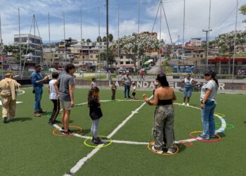Vacaciones Recreativas y mercado local se encontraron en el segundo ‘Viernes de Plaza’