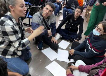 Sensibilizan a personas con discapacidad en roles y deberes del entorno laboral